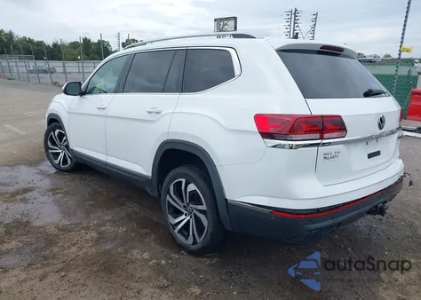 2021 Volkswagen Atlas 3.6L V6 Sel Premium z USA, uszkodzony, nr VIN 1V2TR2CA2MC547731